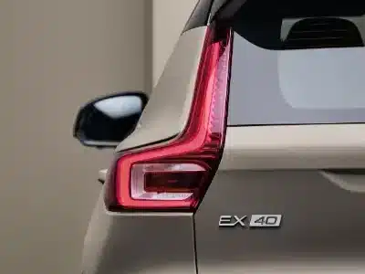 Volvo_EX40